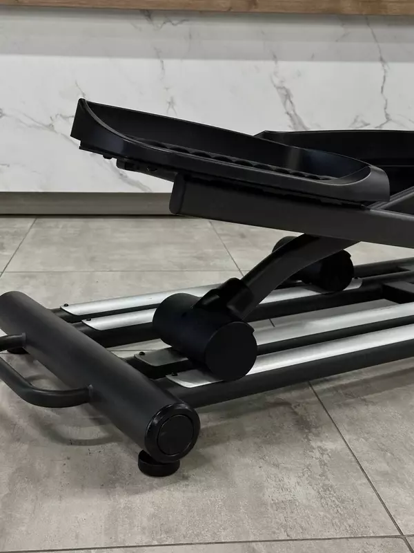 Эллиптический тренажер E190 - 11 900 000 сум