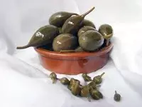 Кавар — это ягодоподобный плод с лекарственными свойствами. Yashnobod innovatsiya texnoparki