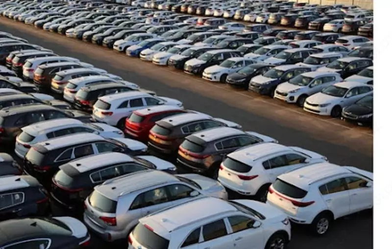 Хранение легкового автомобиля на открытой площадке - 22 400 сум