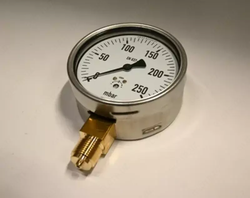 Qutisimon prujinali manometr