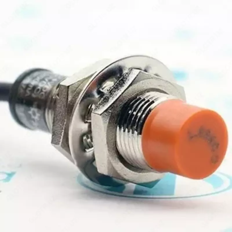 Индуктивный датчик RP12-4DP