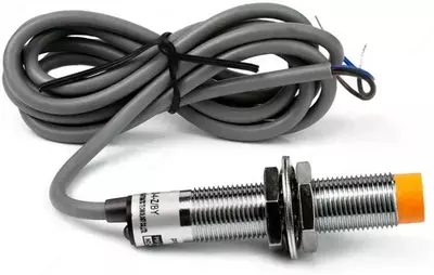 Индуктивный датчик LJ12A3-4-Z/BY PNP 4 mm