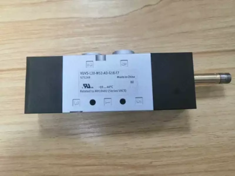  Распределитель с электромагнитным управлением Festo VUVS-L20-M52-AD-G18 F7 575249 - 