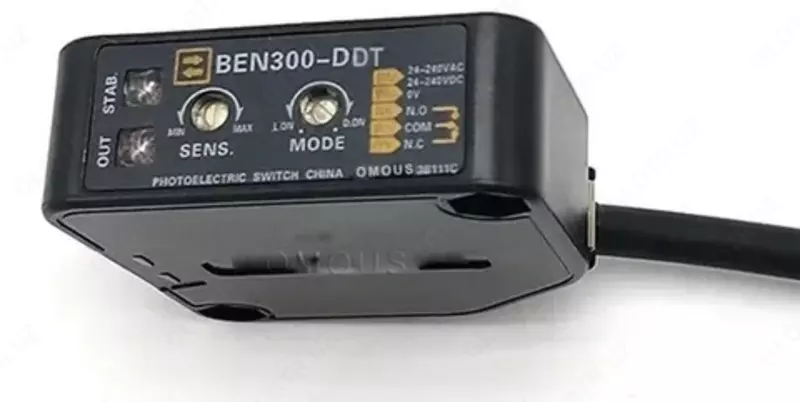  Фотоэлектрический датчик BEN300-DDT - 