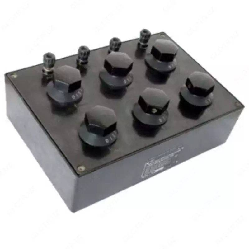 ПрофКИП Р33 — магазин сопротивлений