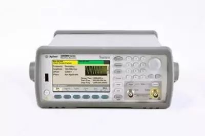 33509B. Maxsus shakldagi signallar generatori