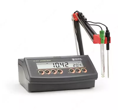 pH-метр HANNA HI 2211-02 (стационарный)