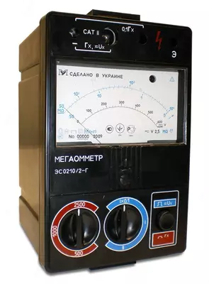 ES0210/2 — megaommetr.