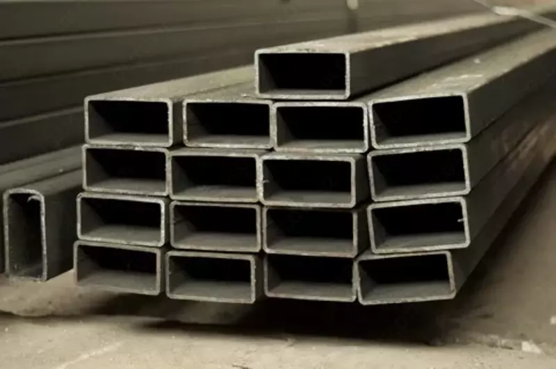 Профиль 100х80х4