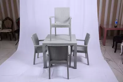 PREMIUM Dacha Stol-Stul Komplekti (oynali va oynasiz)