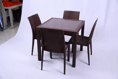 BALI Dacha Stol-Stul Komplekti (oynali va oynasiz)