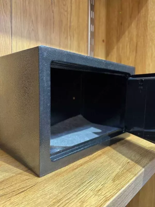 от {0} сум СЕЙФ Электронный Денежный Ящик Шифр и 2 Ключа Металический