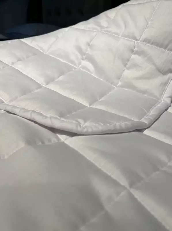 {0} so'mdan Adyol bahori - kechalar uchun noziklik va yengillik