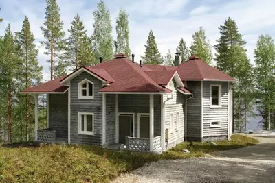 Черепица для крыш RUFLEX - коллекция RUNA красный крыжовник DATNET