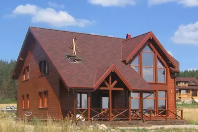 Черепица для крыш RUFLEX - коллекция RUNA красный крыжовник