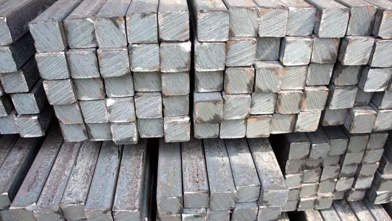 Квадрат стальной ст 3