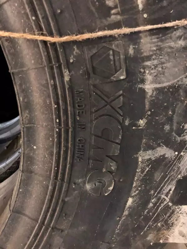 {0} so'mdan Xcmg 17.5-25 шины