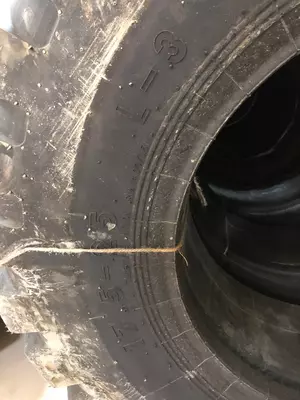 xcmg 17.5-25 шины Оптом и розница