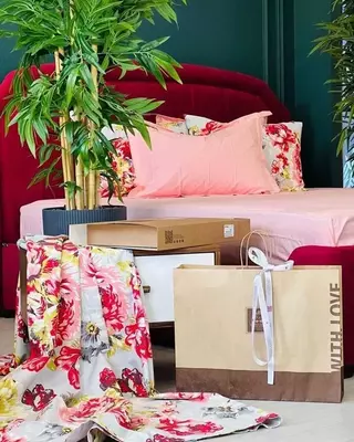 Постельное Белье с Цветочным Принтом — Комфорт и Эстетика