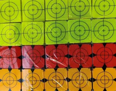 15 000 сум / шт Геодезическая отражающая марка 100×100мм