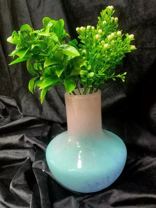 Ваза стеклянная с градиентом 22см - от {0} сум