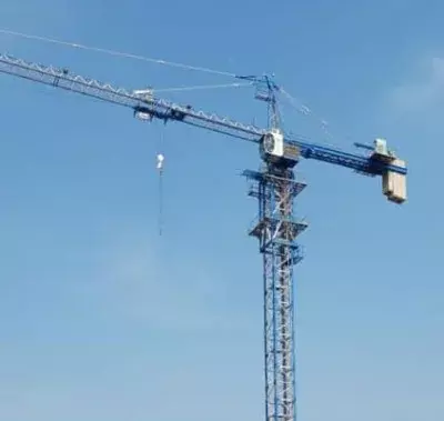 Башенный кран BQ GHT6024-8 с оголовкой Башенный кран BQ GHT6024-8 с оголовкой