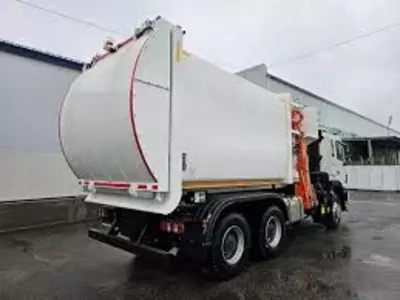 Цена по запросу Мусоровоз с боковой загрузкой