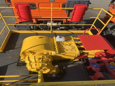   Агрегат кислотной обработки скважин АК-32 с насосом СИН-32  на шасси КАМАЗ 43118 В НАЛИЧИИ