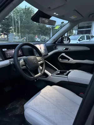 BYD Yuan Up Smart Drive BYD Yuan Up Smart Drive
