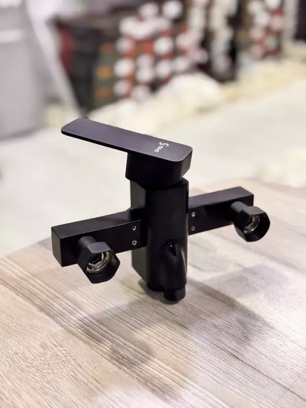 Смеситель Brass 2024-25BK Только в розницу