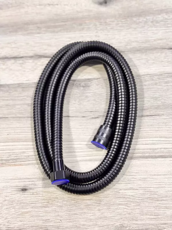 ООО "Ambar-Distributors" - Смеситель Brass 2024-25BK