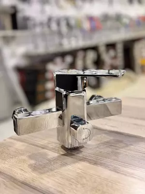 351 000 сум / шт Смеситель Brass 2024-26