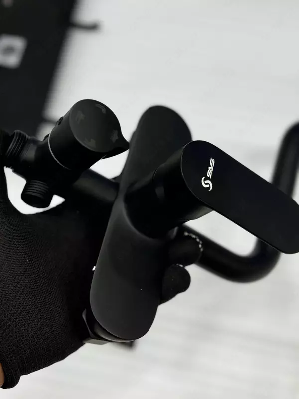 Смеситель Brass 2024-44BK - 663 000 сум