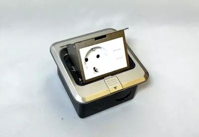 Настольная розетка Лючок Короб Напольная встраиваемая Мебельная розетка Socket
