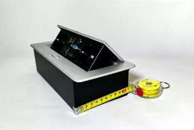 381 196.2 сум / шт Настольная розетка Модульная розетка.