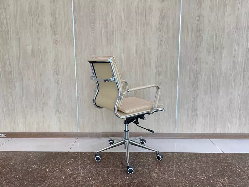 1 399 697.9 сум Офисное кресло Visitor Model: 5729A-L