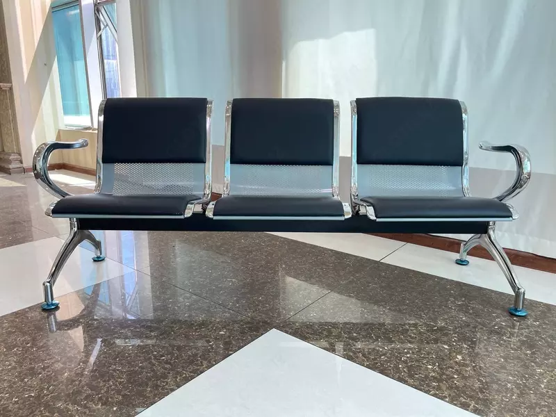 Скамейка для ожидания Model: Airaport