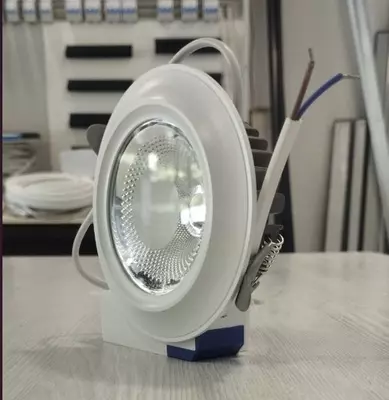  Yuqori sifatli galogen lampa