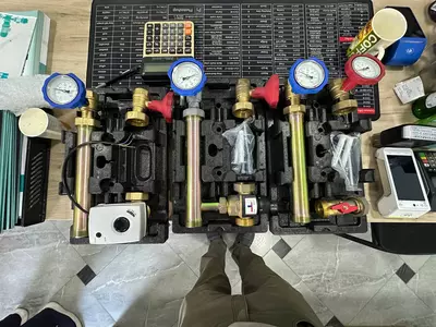 Issiq pol uchun oqim o‘lchagichli kollektorlar - 700 000 so'm / dona