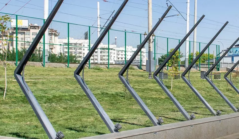 "METALIX" dekorativ lampalar ustunlari (assortiment)