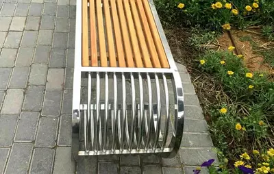 Декоративная скамья "METALIX" MX-S2502, нерж. сталь 10 мм, полукруглые ножки-стержни, деревянные балки 30 мм