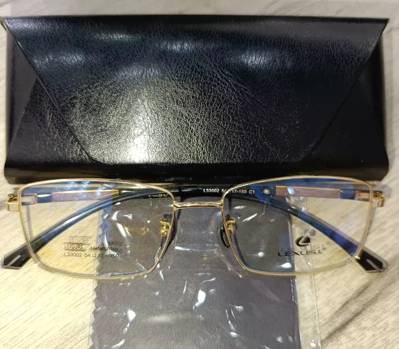 Очки оправа - 330 000 сум