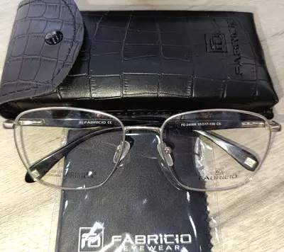 Оправа оптичиский - 360 000 сум / шт