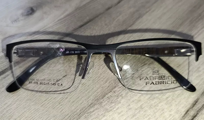 Очки оправа - 360 000 сум