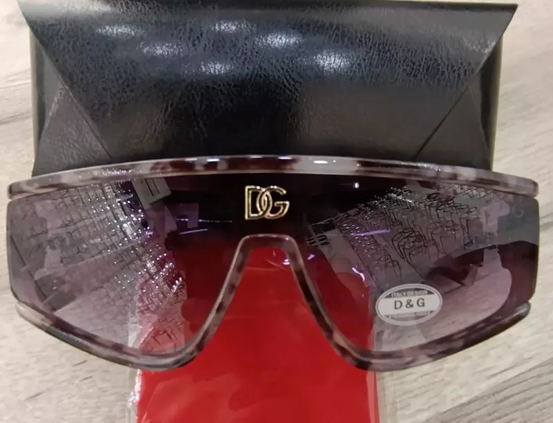 Очки солнцезащитные - 160 000 сум