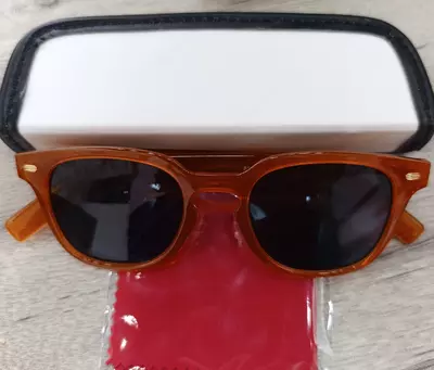 Очки солнцезащитные - 100 000 сум / шт