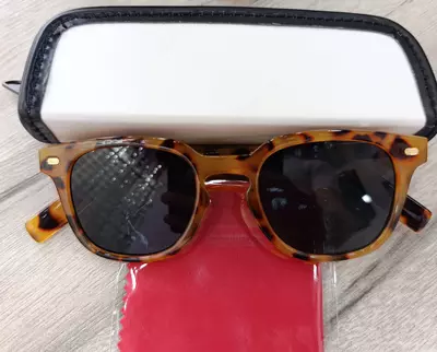 Очки солнцезащитные - 100 000 сум / шт