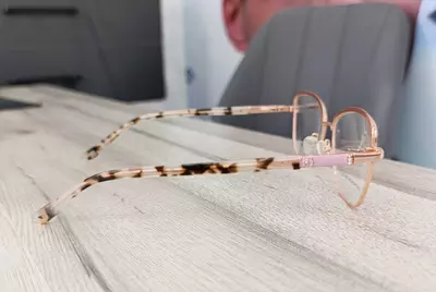 Очки оправа - 360 000 сум / шт