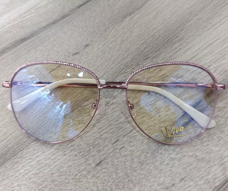 Оправа стильные