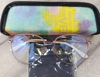 Оправа стильные - 300 000 сум / шт